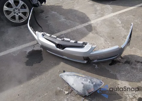 2004 Honda Accord 2.4 Ex from USA, damaged, VIN 1HGCM72544A021132